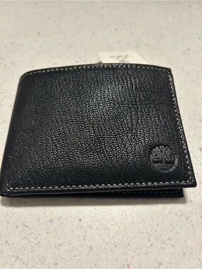 Timberland Black Leather Slim Bi-Fold Wallet